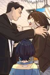 Manhwa Everyone Loves Her gambar 3