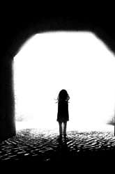 Manga Nijigahara Holograph gambar 3